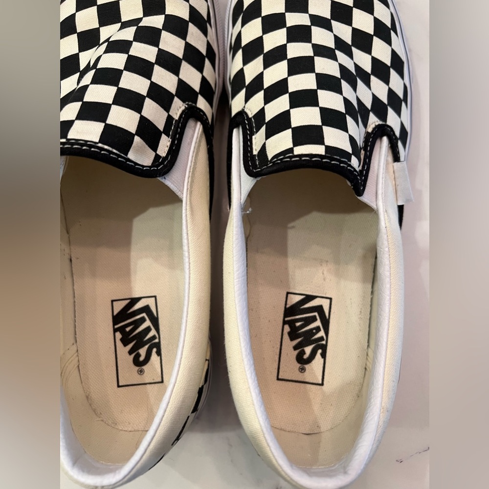 Vans men’s classic slip on shoes black/white men 10.5 women 8.5 - Picture 2 of 5